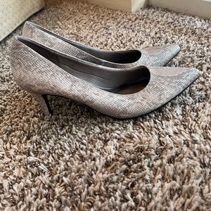 Snakeskin LifeStride soft system pumps